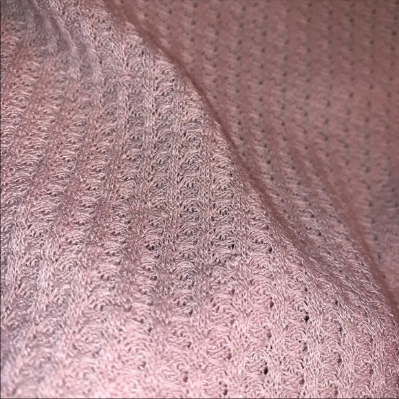 Pink sweater - Picture 3 of 5